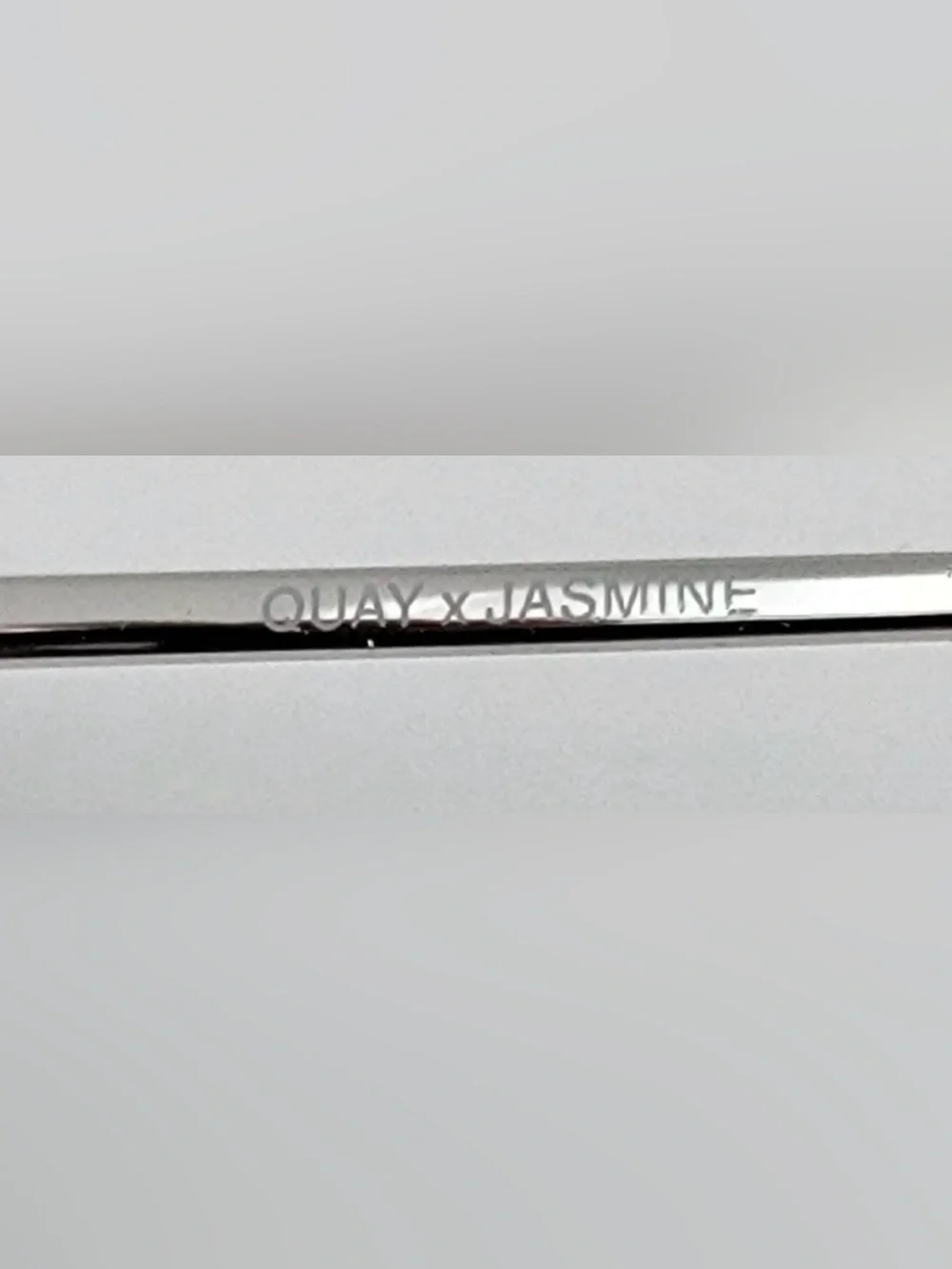 Quay x Jasmine  Oversized Aviator Mirrored Sunglasses - Silver Blue